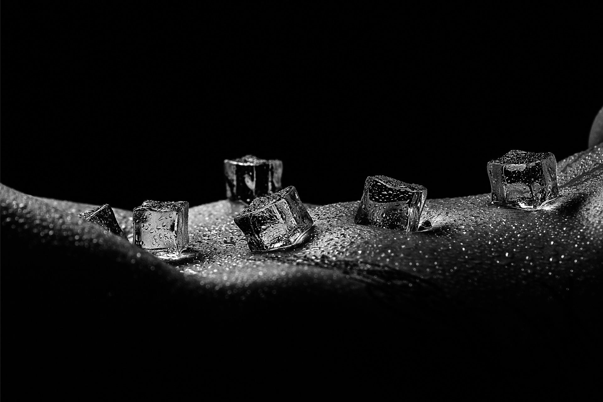 ice cubes on skin suggets temperature ice play