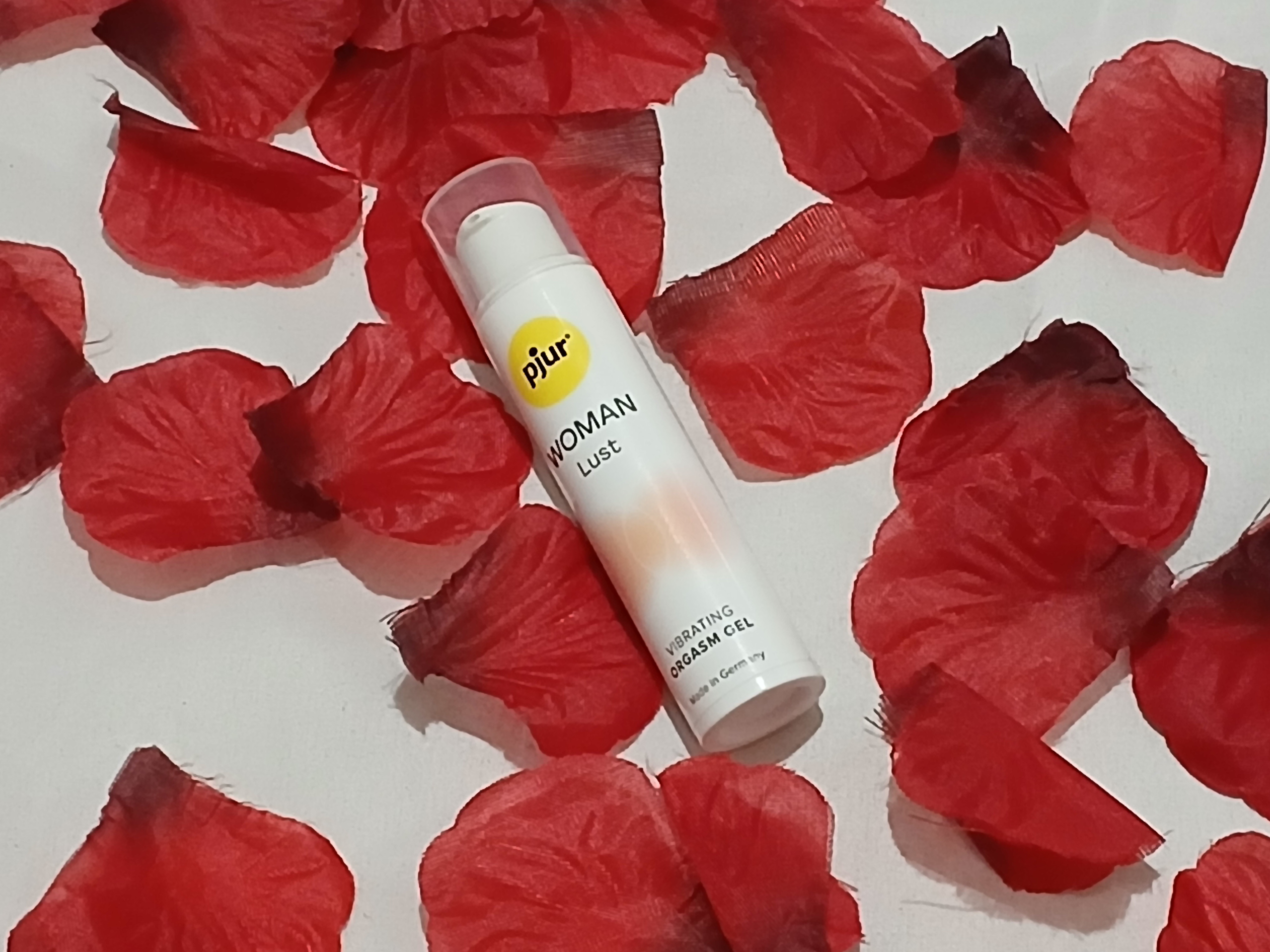 Pjur Woman Lust Orgasm Gel Review: A Big O In A Bottle?